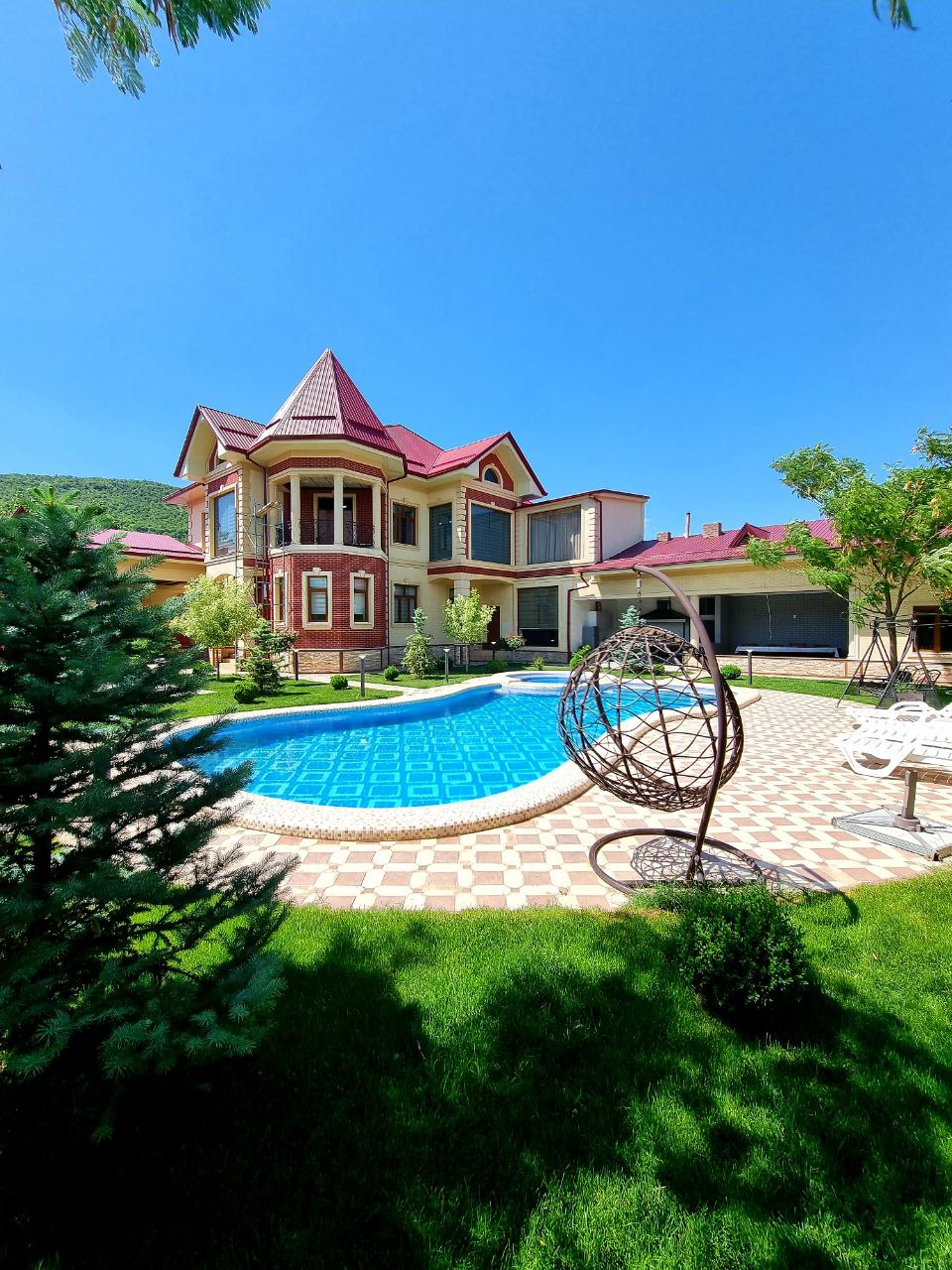 GRAND VILLA