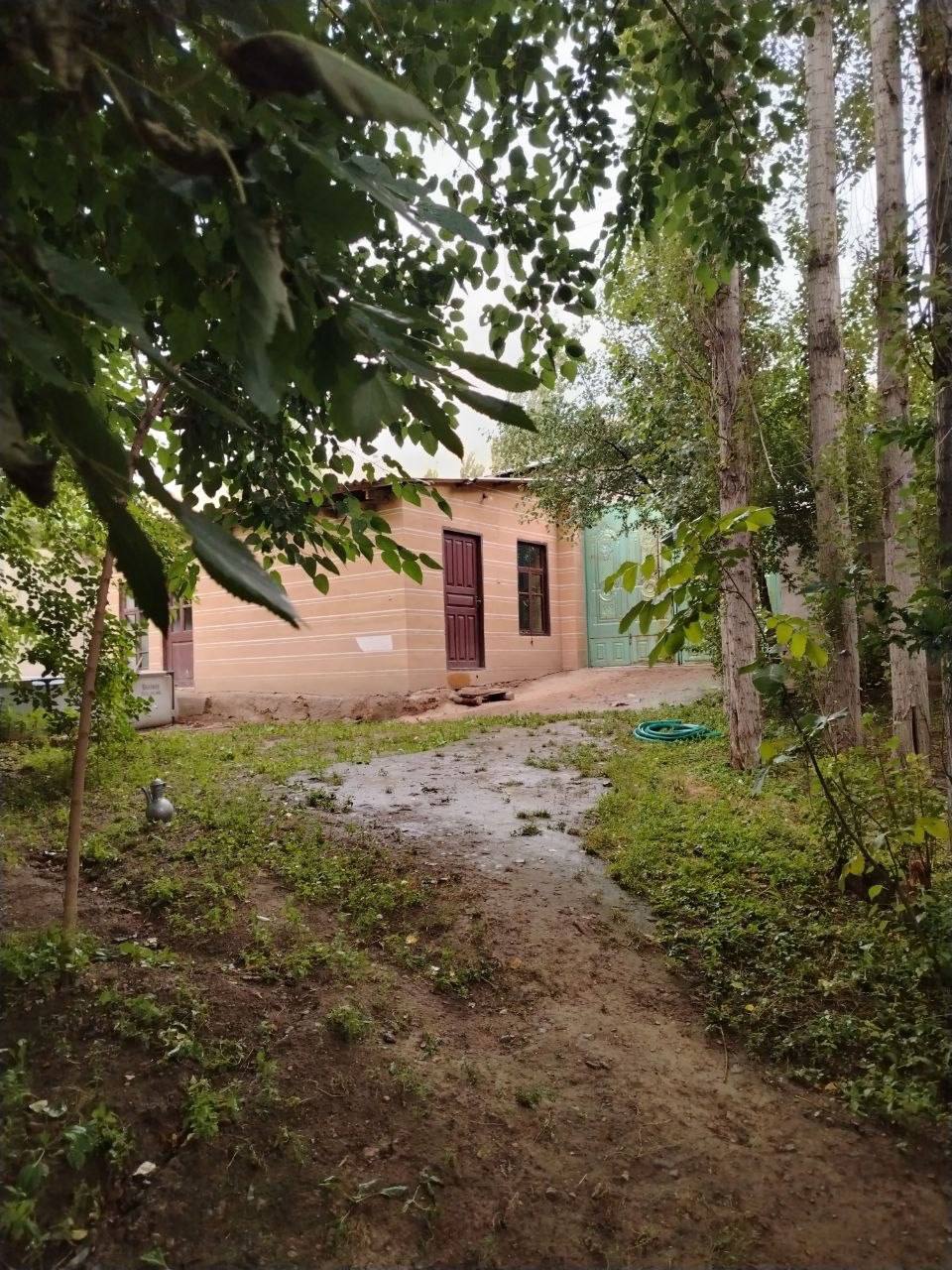 Dacha 112 Chodak Chodakdachalari Chodakdacha dacha — Chodak Pop tumani — galereya rasm 5/10 | Dachala.uz