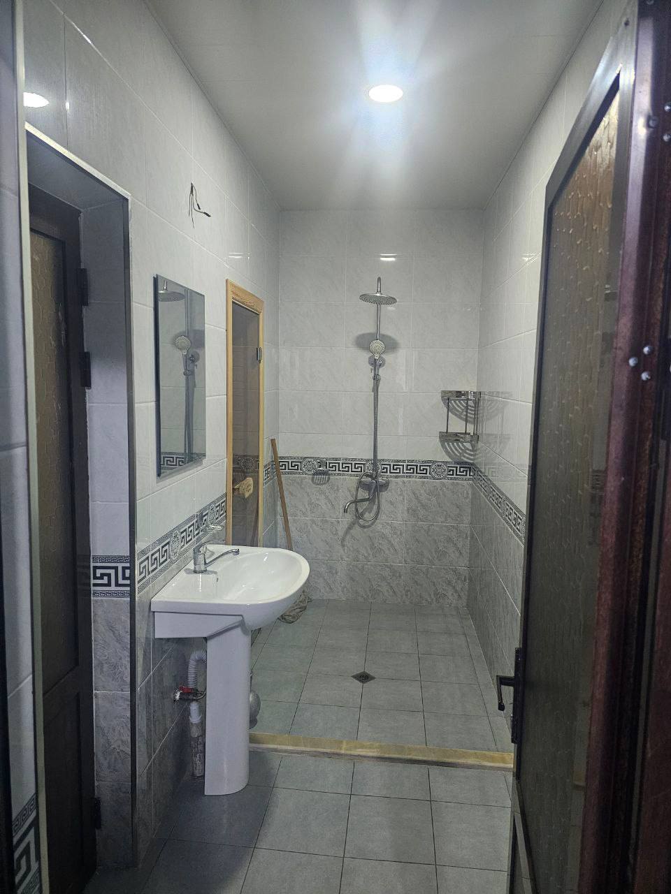 Chodakdacha dacha — Chodak Pop tumani — galereya rasm 6/9 | Dachala.uz