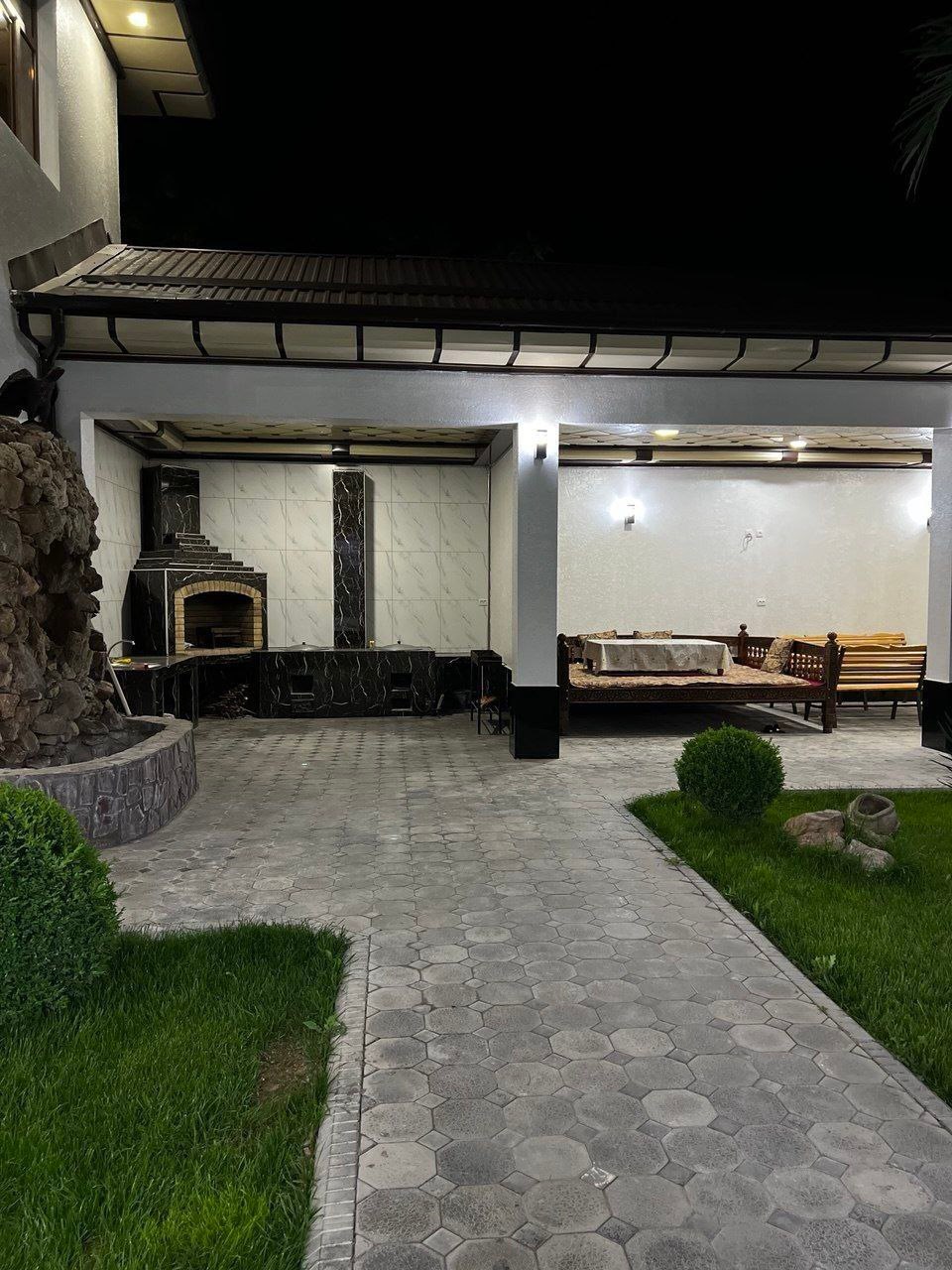 дача zeekr 001 (до 15 человек dacha — Chorvoq Bo'stonliq tumani — galereya rasm 21/21 | Dachala.uz
