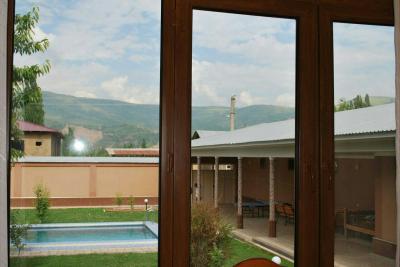 ID 010 Dacha Xumsan (Sanjar)