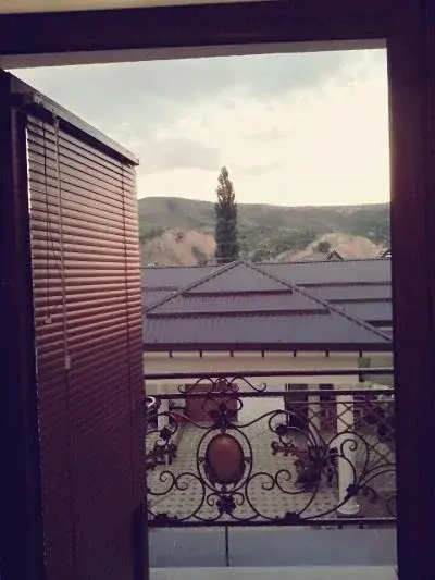 ID 021 Сарвар - Xumsan