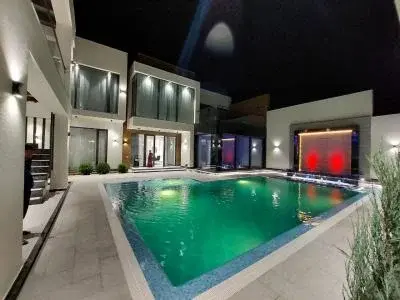 Hitech dacha (Jalol)