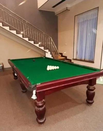 ID 280 Rexos-dachasi