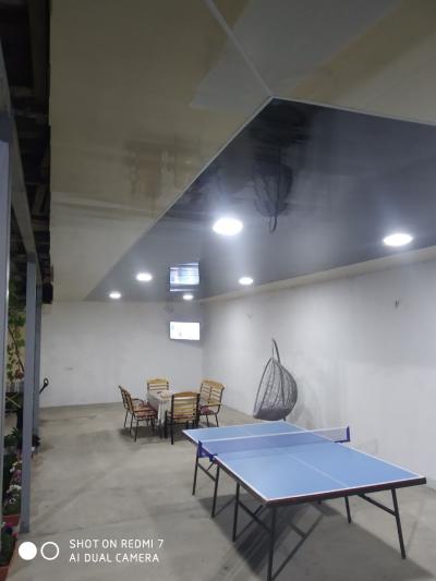 ID 215. Комилжон - чорвокдаги дача