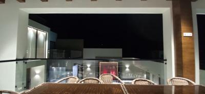 ID 244 Hitech дача