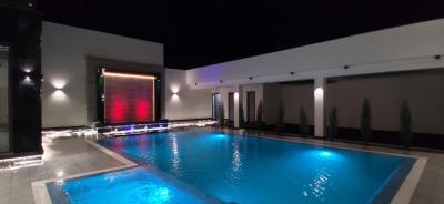 ID 244 Hitech дача