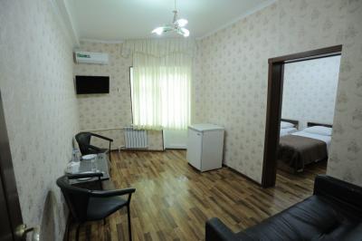 Chotqol sanatoriyasi.